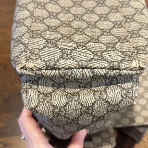 GG plus diaper bag (Gucci diaper bag with multiple pockets) - Picture 3 of 9